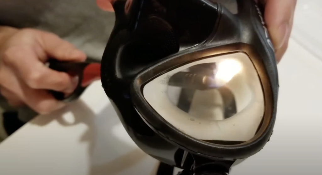 How to burn the seal off your new snorkel mask